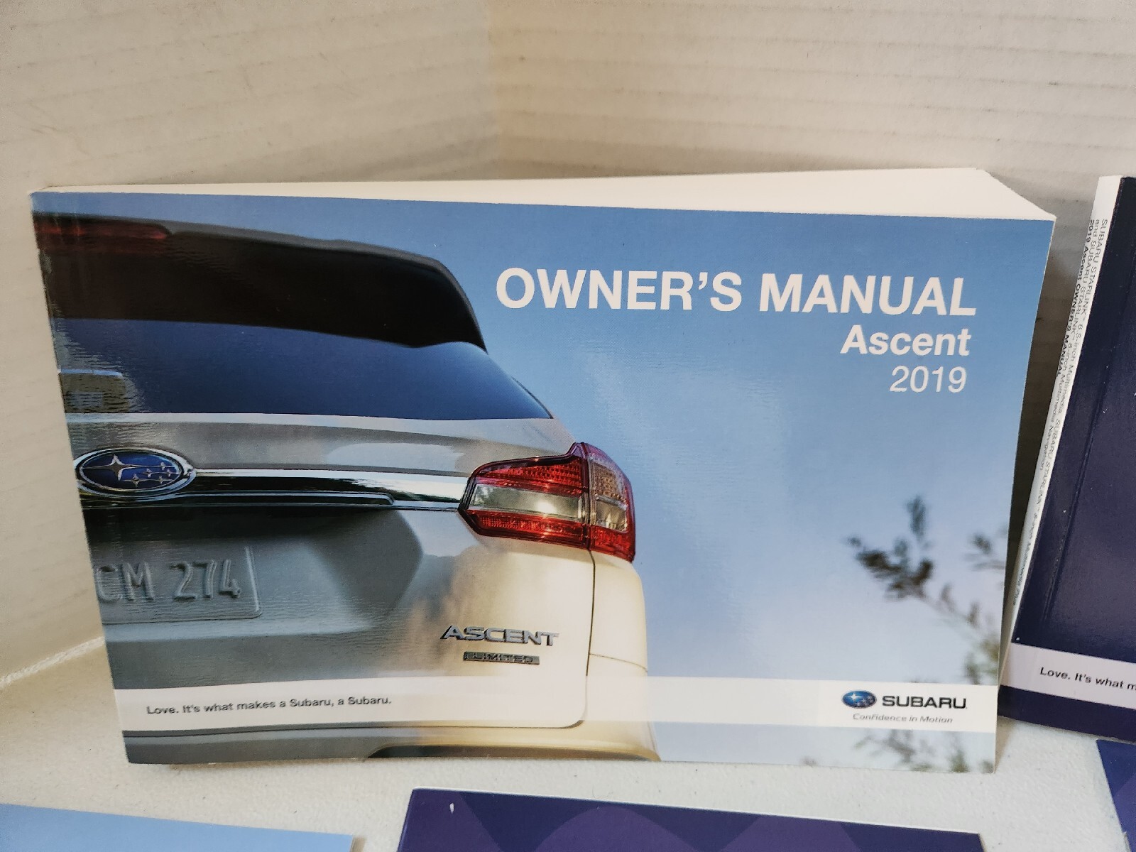 2019 Subaru ASCENT Factory Owners Manual Set With Navigation And Case OEM