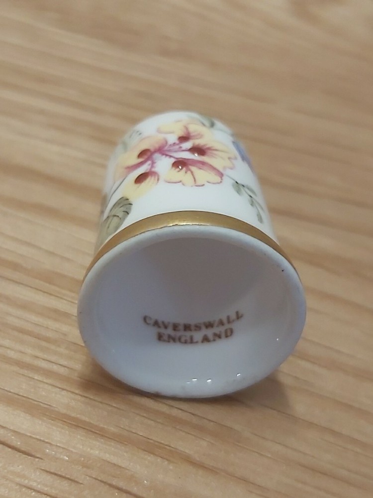 CAVERSWALL THIMBLE - Signed M Grant - Floral Handpainted