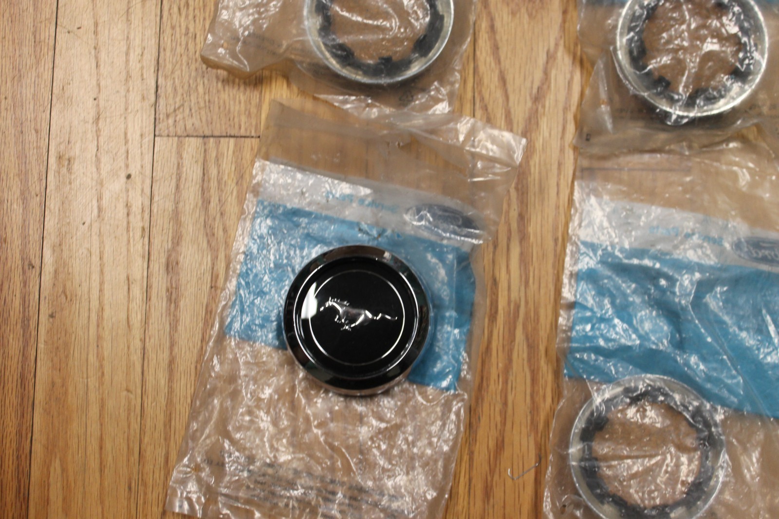 Genuine Ford NOS C9ZZ Boss 302 429 Cobra jet Magnum 500 wheel centers set of 4