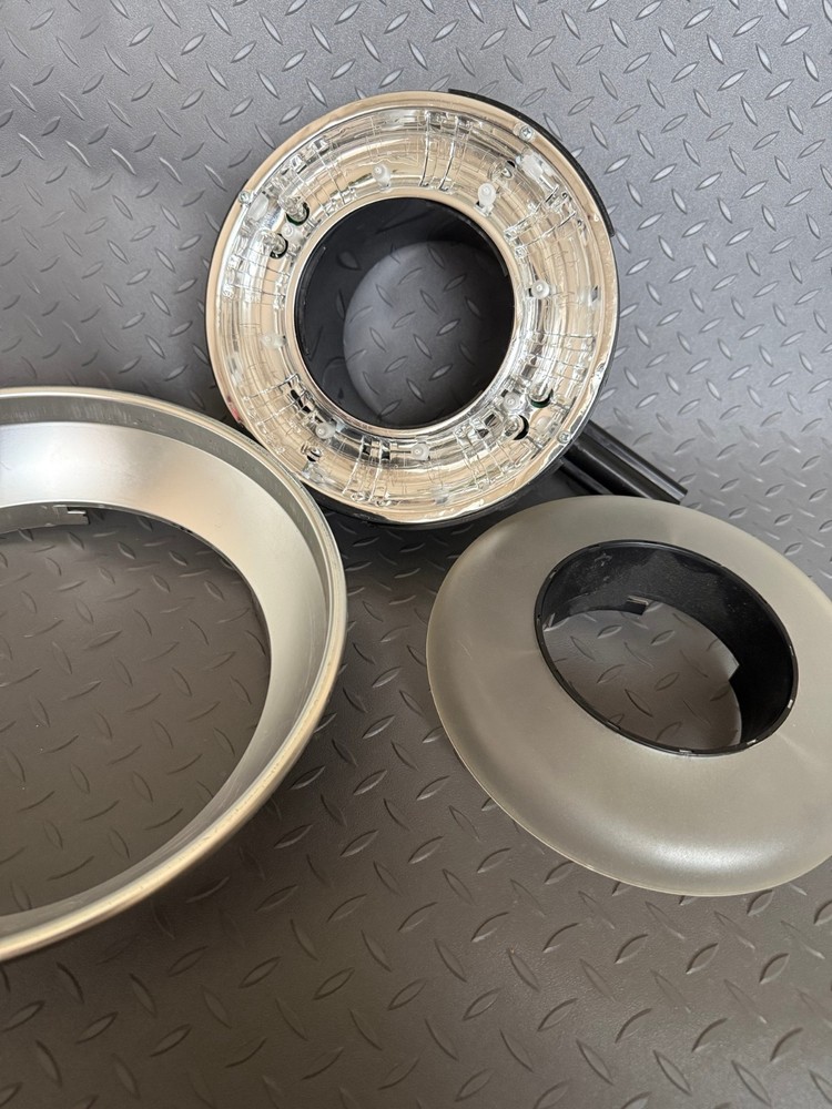 Ring Light - Paul C Buff - Ring Light - ABR800 with moon unit