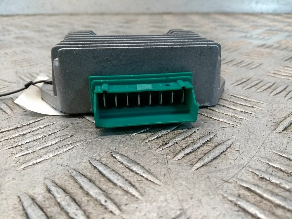 2005 GILERA DNA RECTIFIER REGULATOR