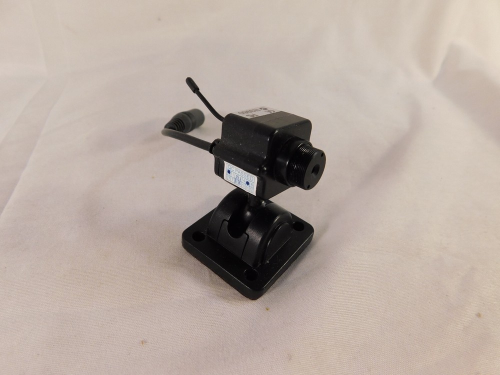 2.4 GHz Mini Color CMOS Wireless Camera a.