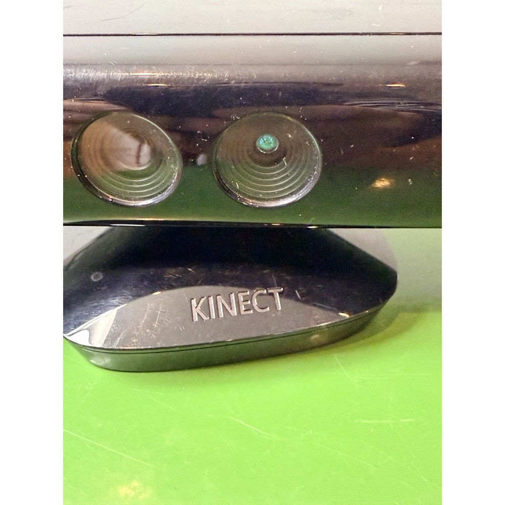 Microsoft 1414 Xbox 360 Kinect Sensor Bar camera Only - Black used