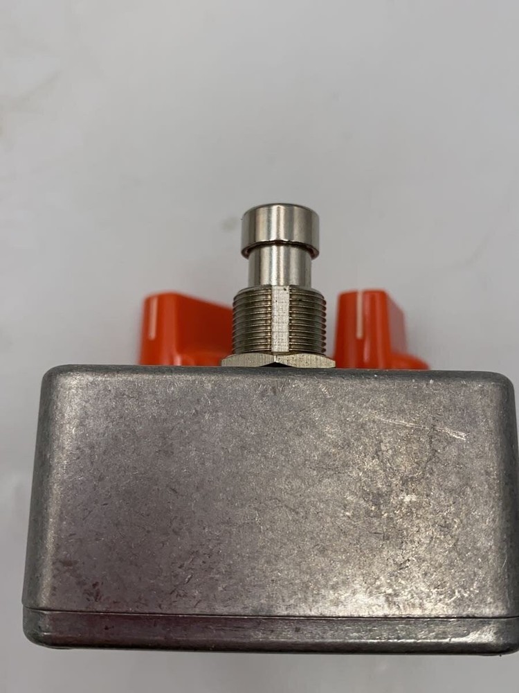 Henretta Engineering Effector Orange Whip Compressor// No.y579