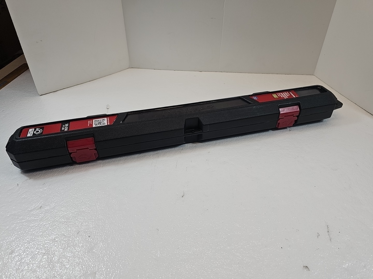 Husky 1/2" Drive Torque Wrench, 50-250 ft/lbs