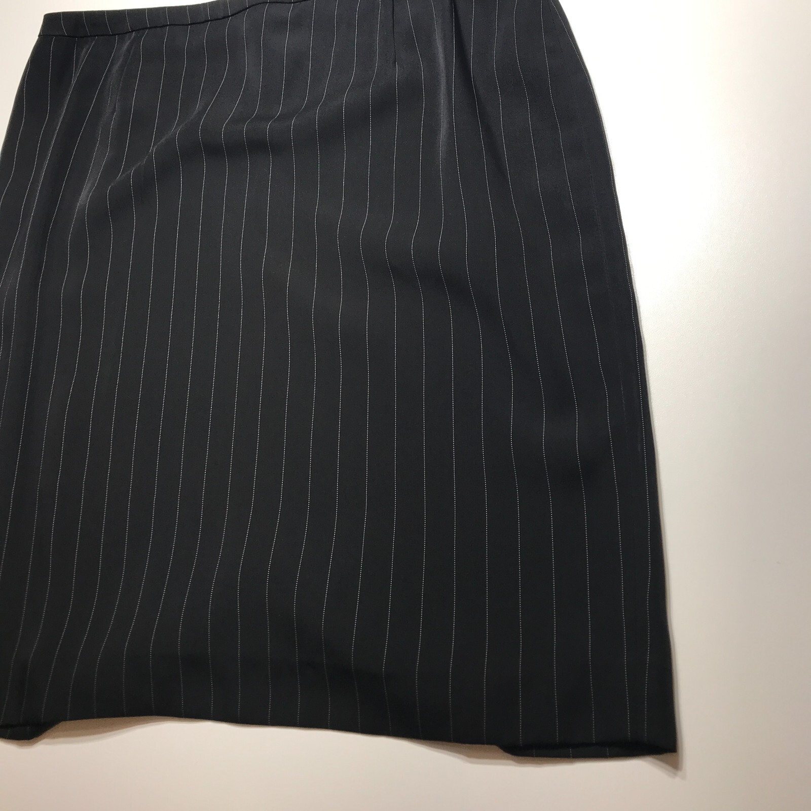Jones New York Women Black Pinstripe Business Career Classic Modern Skirt Sz 14