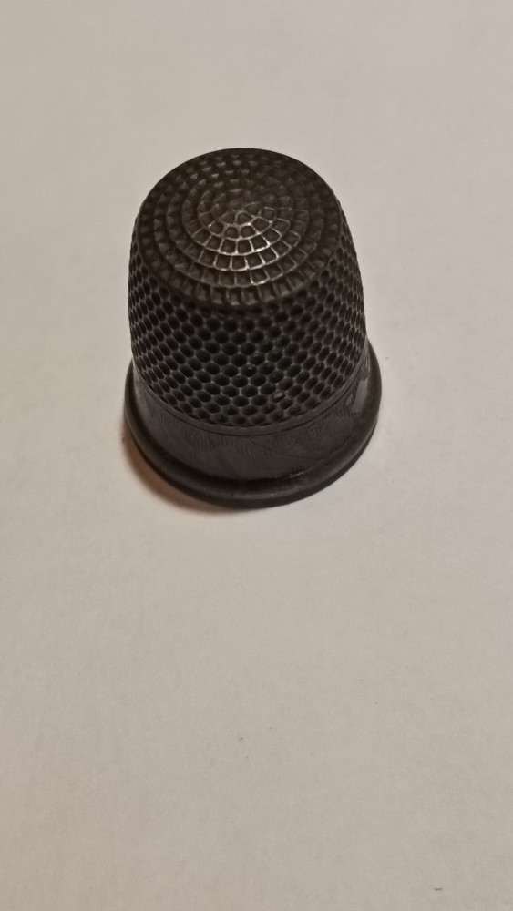 Sterling Silver Thimble #10 Stern Brothers