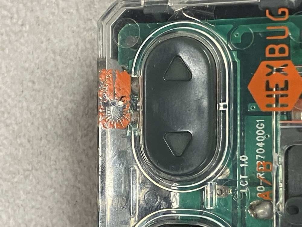 Replacement Remote controller for a HEXBUG BattleBots toy Untested.
