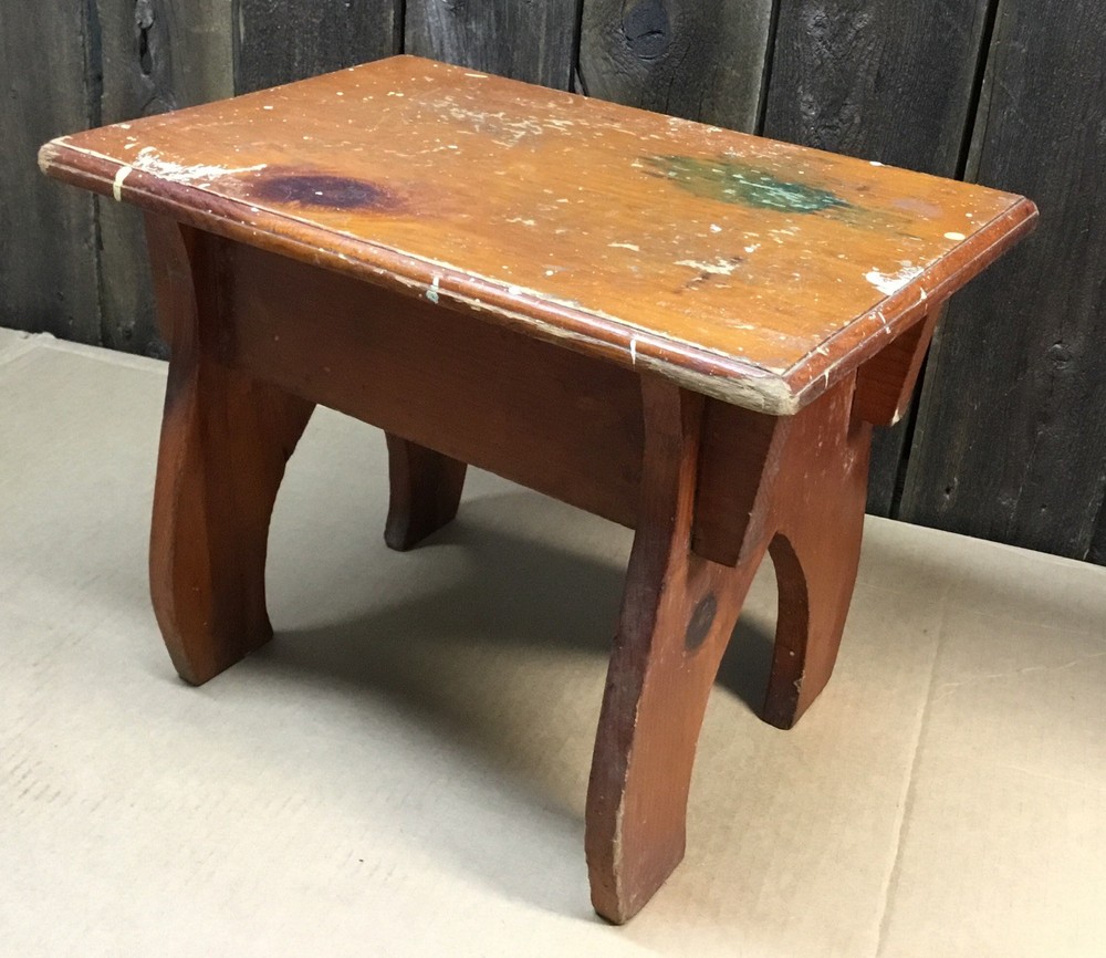 Vintage Foot Step Stool Old Primitive Plant Stand Table Riser………[S3-1]