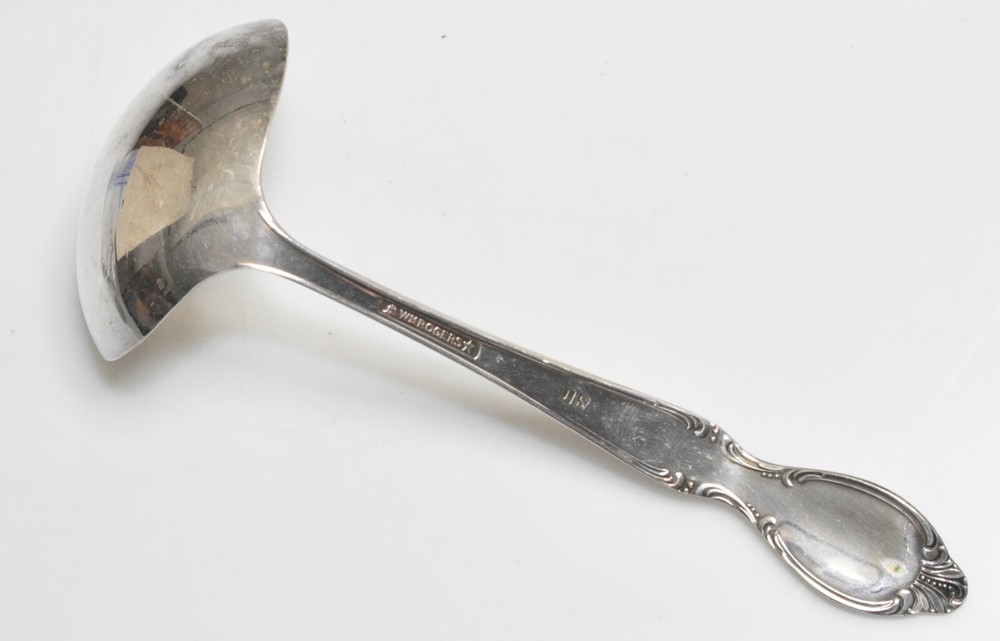 WM ROGERS GRAVY SILVERPLATE LADLE 6" FLATWARE