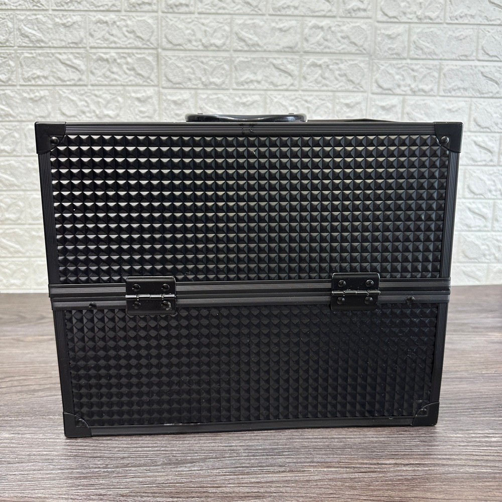 Large Makeup Train Case Cosmetics Organizer Portable Extendable Tray Matte Black