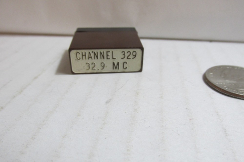 Channel 329-32.9 MC Western Electric Crystal Holder