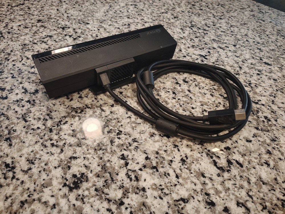 🔥Xbox One Kinect Sensor Bar 1520 Compatible with Xbox One
