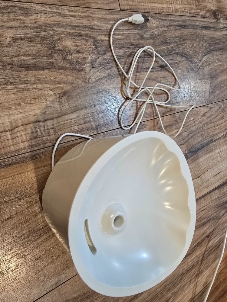 Pet filtered water fountain.