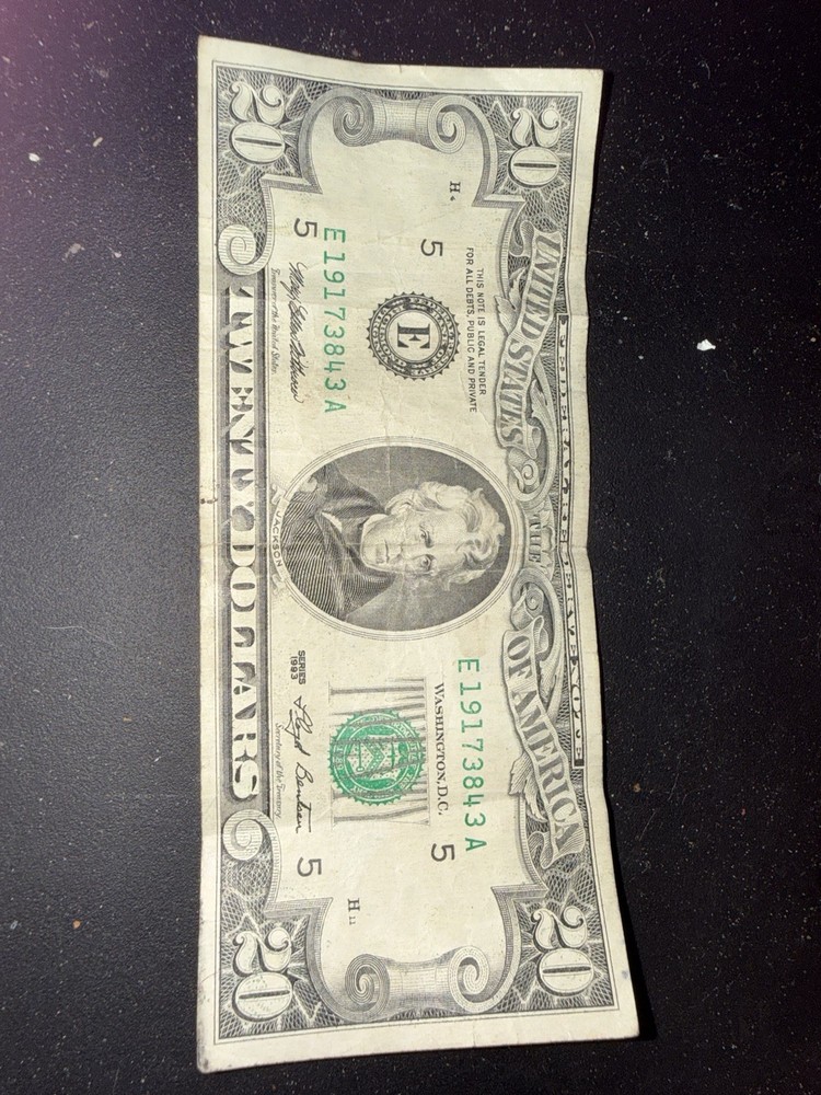 $20 US Paper Money Error Note Misprinted with $5 Features Serial E19173843A