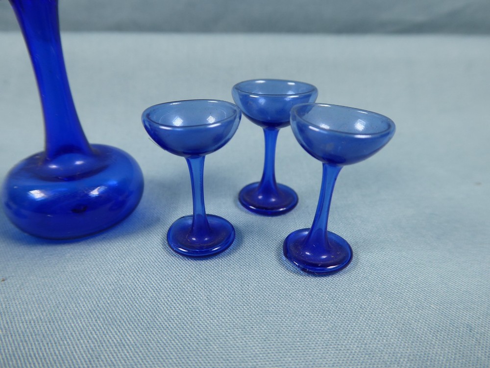 Doll's House - 1:12 - Blue Glassware set