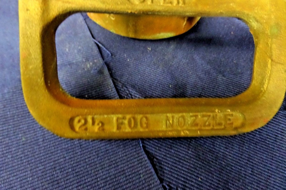 FOG NOZZLE 2 1/2 BRONZE