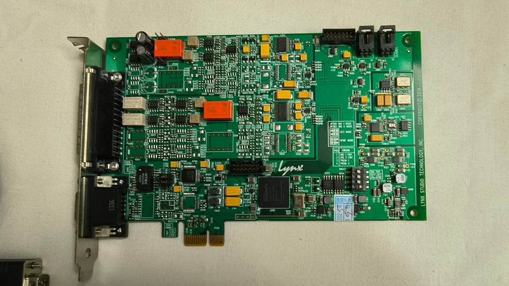 Lynx E22 professional sound card PCIE interface with digital I/O cable