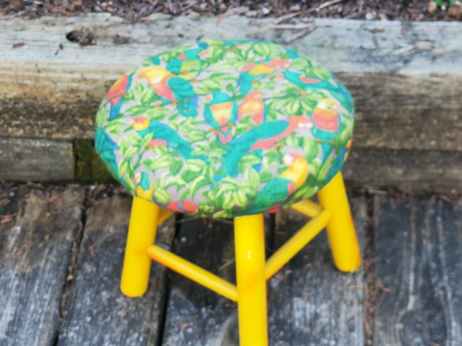 Parrot Jungle Paradise Love Birds Footstool Wood Base Colorful Hand Made As Is