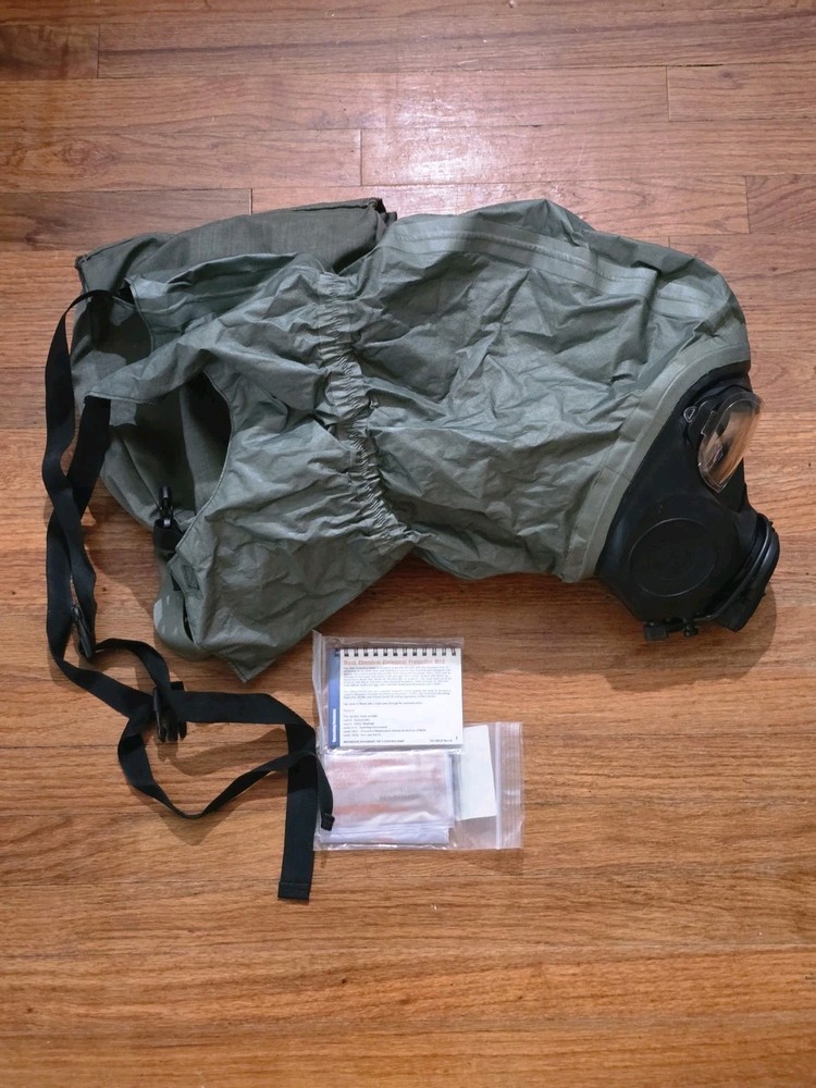 M-53 Gas Mask With Mic - Medium