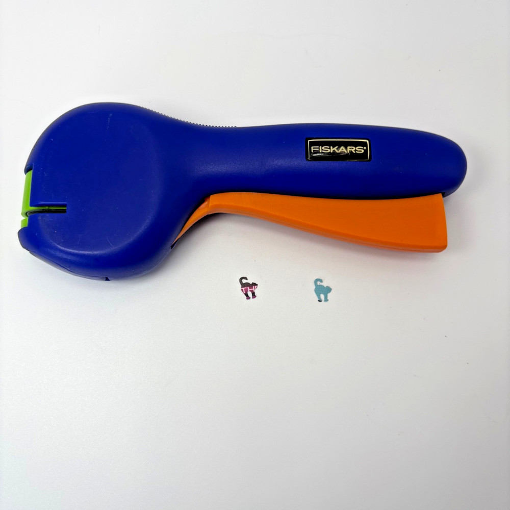 Fiskars Squeeze Punch for Paper Crafts Cat Scrapbooking DIY Projects