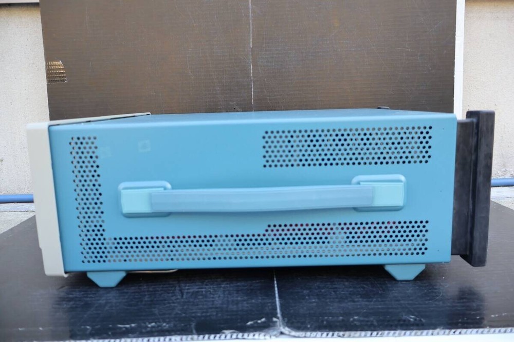 Tektronix AWG420 Arbitrary Waveform Generator #42