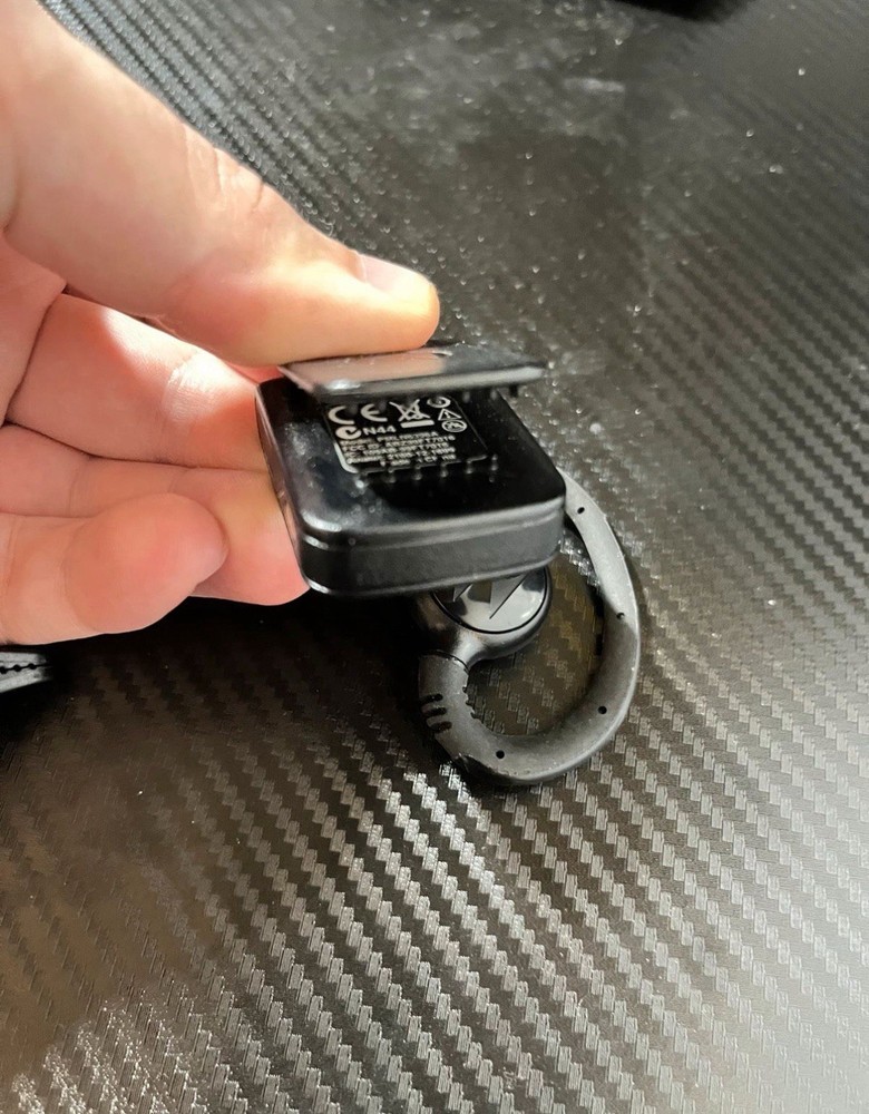 Motorola PMLN6396A with Headset