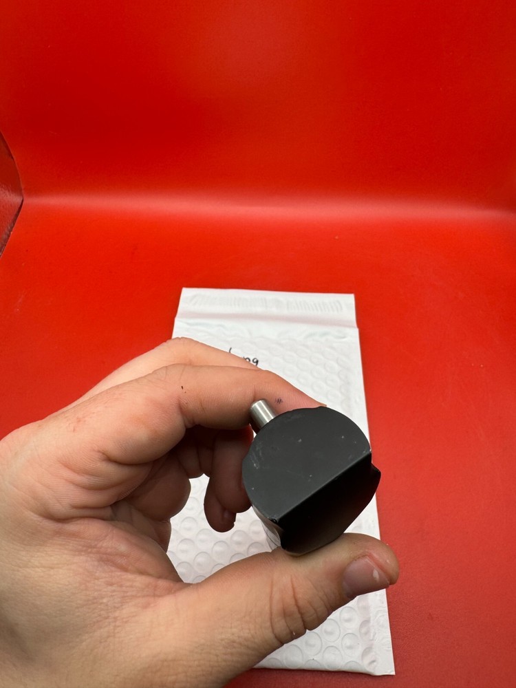 Bob Long Marq Vic Bolt/Engine