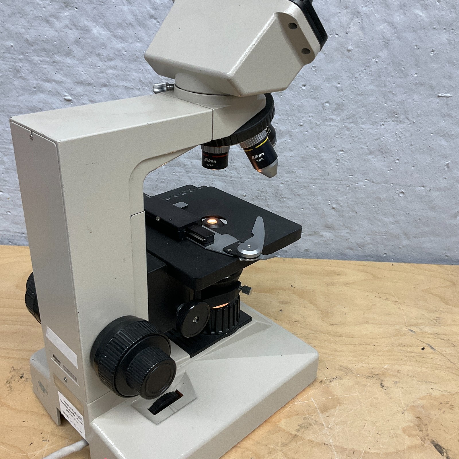 Nikon Alphaphot YS Binocular Microscope with 4 Objectives & Eyepieces 140620