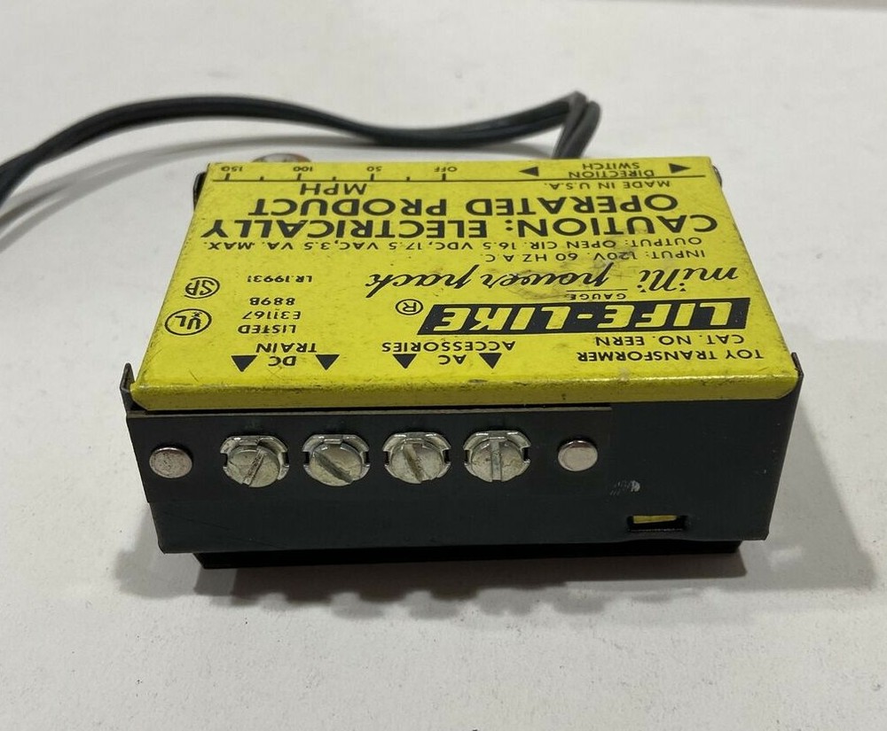 Life-Like Mini Power Pack Transformer Input 120V E31167 ( Yellow / Untested)