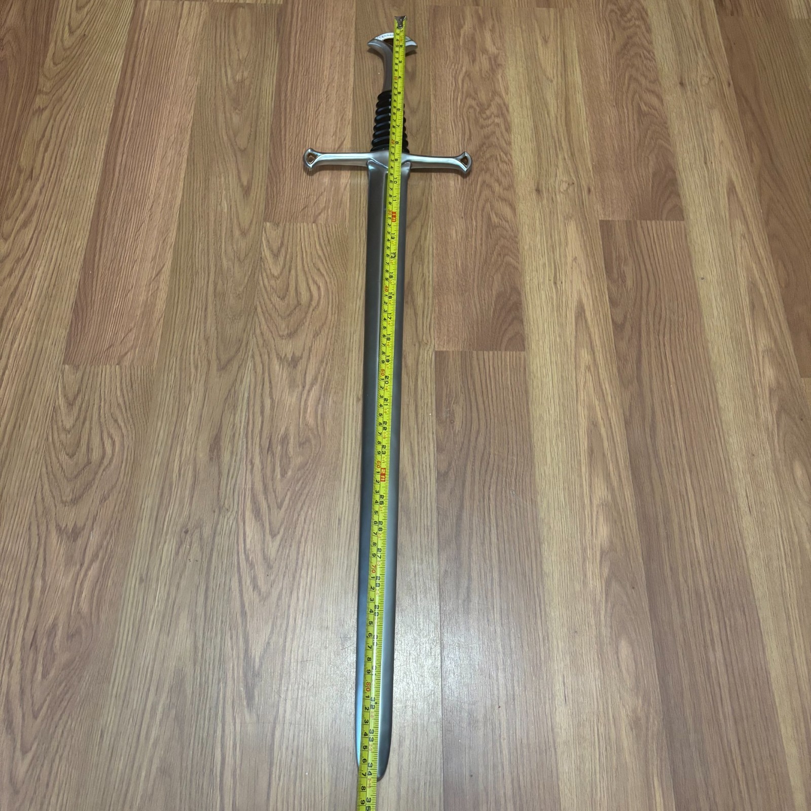 Lord of the Rings Tolkien Ent 34.5-Inch Sword Collectible