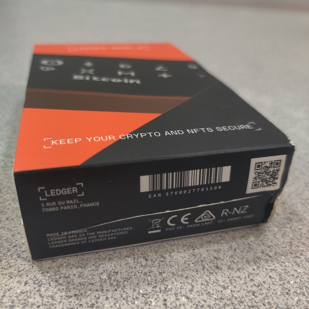 Ledger - Nano X Crypto Hardware Wallet - Bluetooth - Open Box