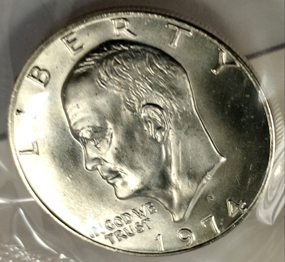 1974-S Eisenhower 40 % Silver Dollar Uncirculated w/ Blue Envelope