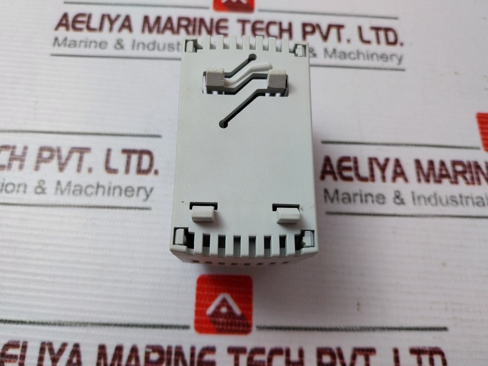RTBSS-112.211/04 Thermostat 100…250V~
