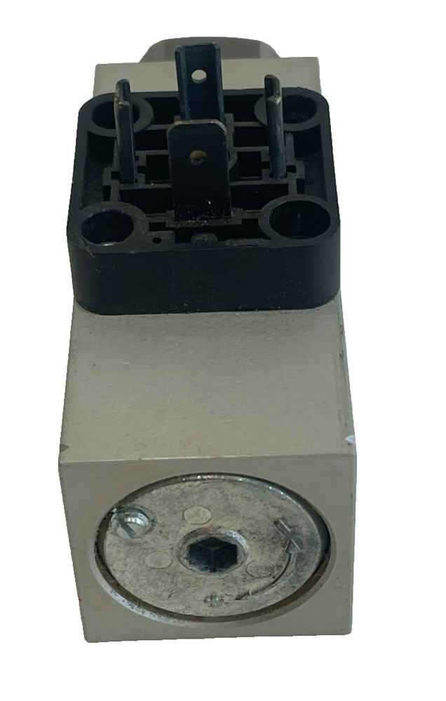 USED NORGREN 0882120 PRESSURE SWITCH