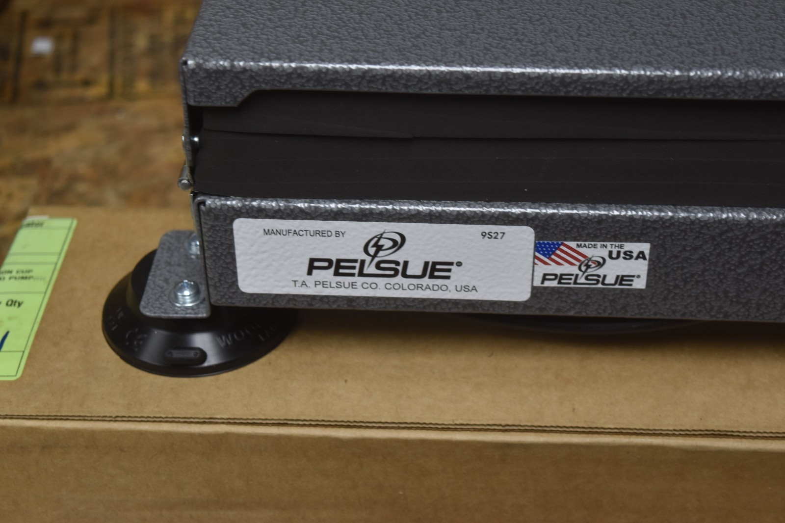 Pelsue 9S27 Fiber Optic Cable Clamp, Suction Cup NOS FREE SHIPPING