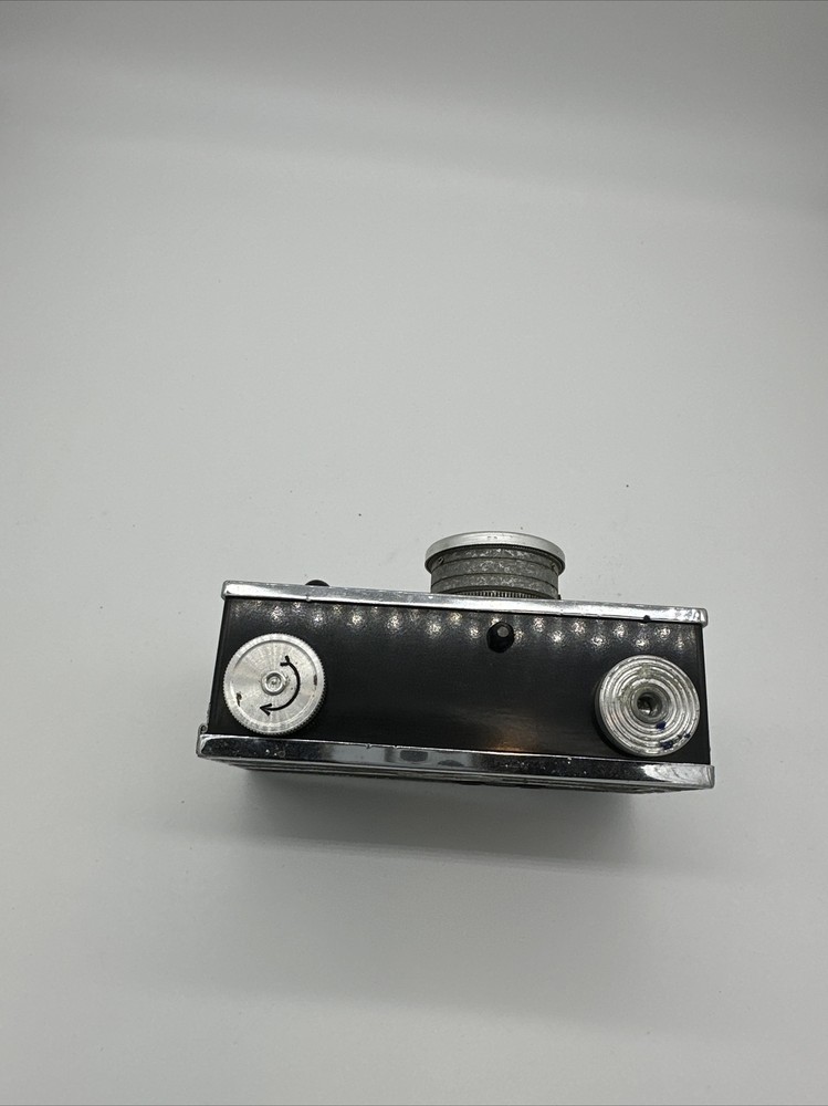 Vintage Argus C3 Range Finder 35mm Camera (unknown Condition)