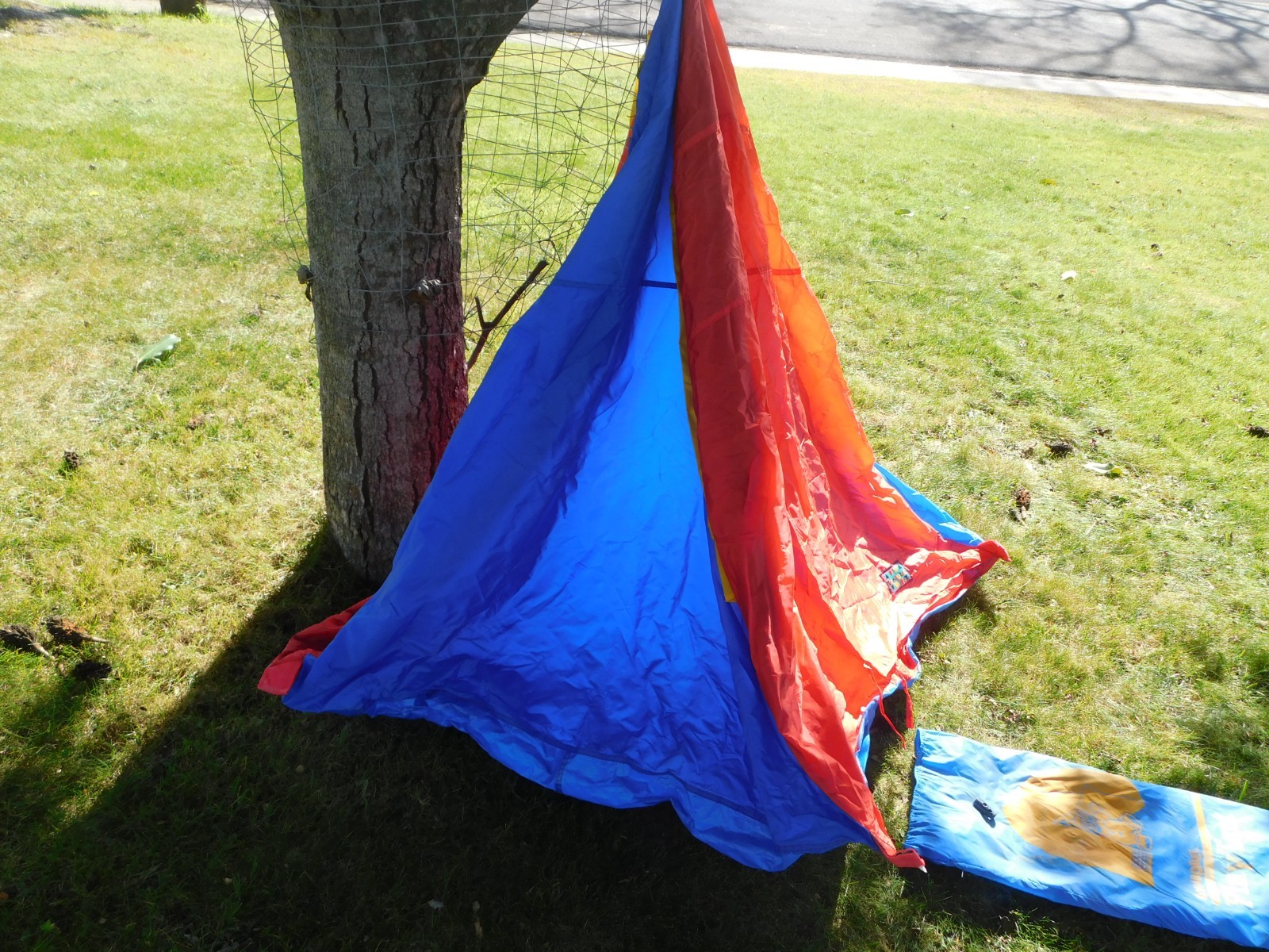 VTG 90's GYMBOREE PLAY SLEEP TENT INDOOR OUTDOOR GYMBO THE CLOWN RAINBOW
