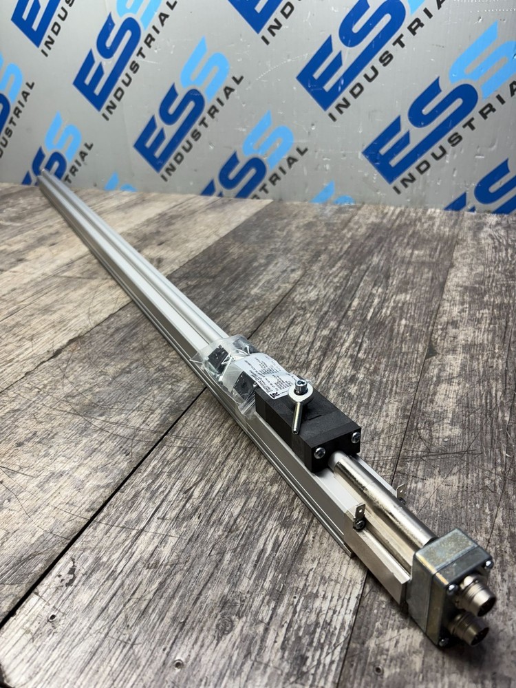 TR ELECTRONIC LINEAR ENCODER LP 38 307-00364 1050mm MEASURE LENGTH