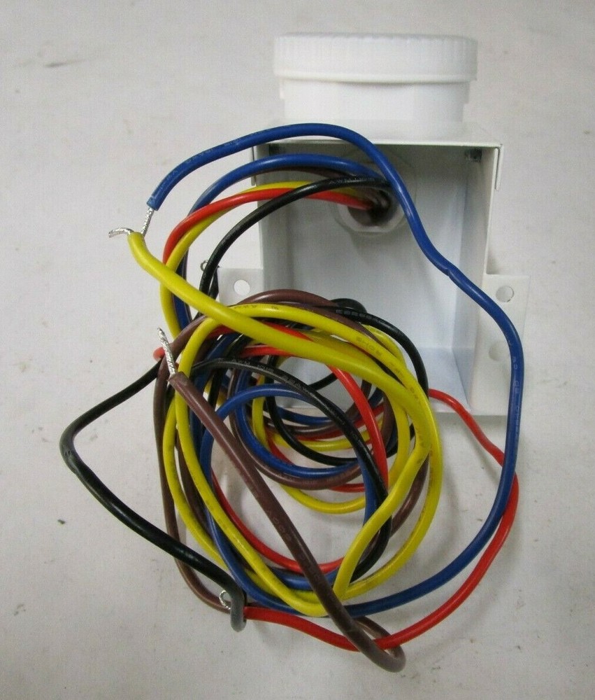 MerryTek Lighting Control Switch MC054V RC D 120/277 VAC