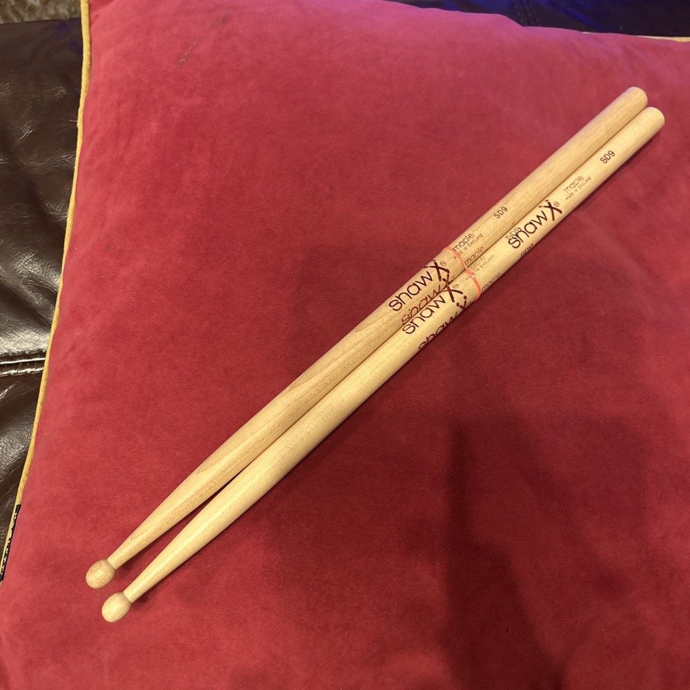 Pair Drum Sticks Shaw X Maple - Mismatch E Same Stick Different Run
