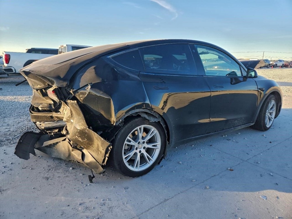 TESLA Y 2021 Camera/Projector 368059