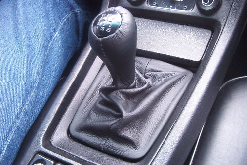 Porsche 924 944 968 928 leather shiftboot knob+Emblem