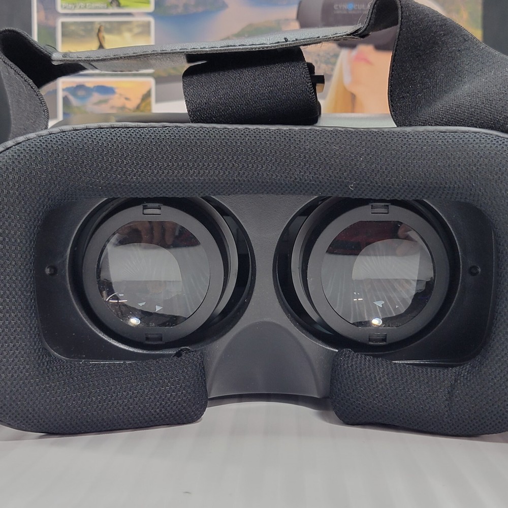 Cynoculars Virtual Reality 3D Headset Wireless - Gaming Remote Compatible