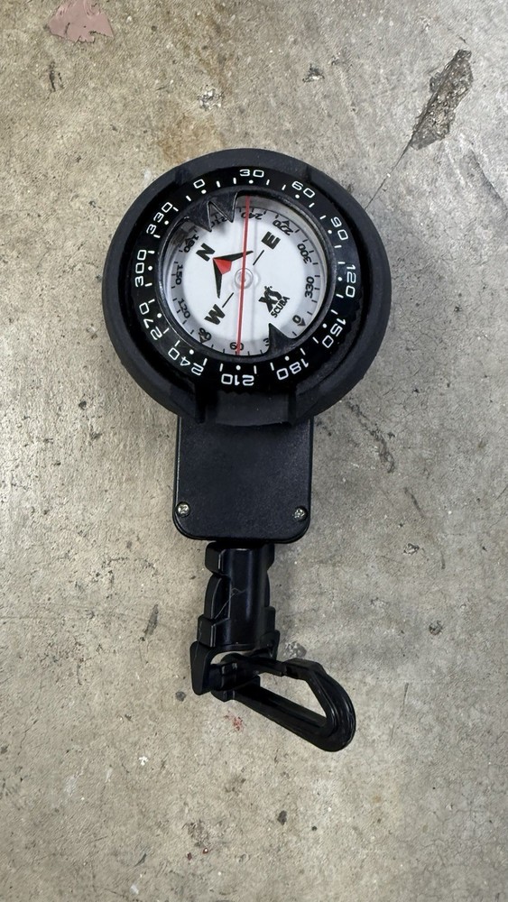 XS Scuba QuickVu Dive Compass with Retractor