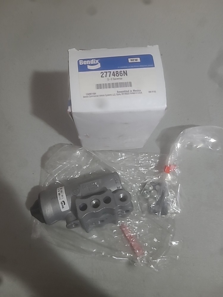 BENDIX 277486N D-2® Air Brake Compressor Governor - New