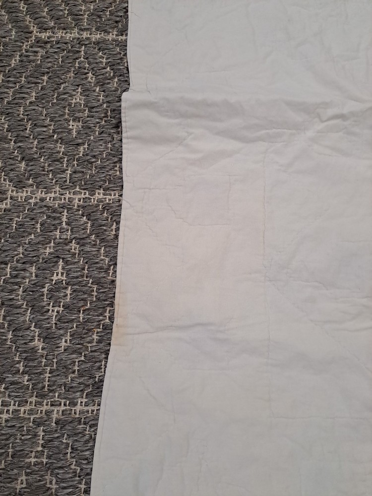 Vintage Geometric Tulip Pattern Cotton Quilt Unknown Maker