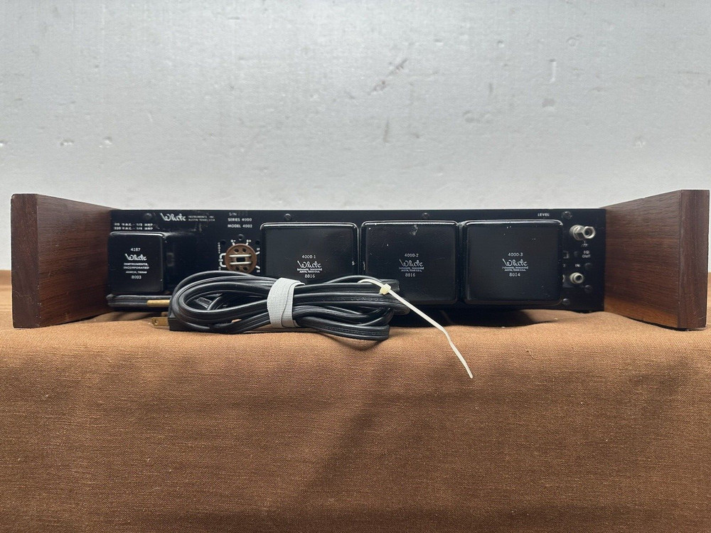 White Vintage Instruments Equalizer Model 4002 (2 counts)