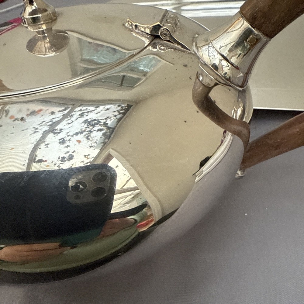 L'ecuyer France Silverplate Vintage Tea Pot, Sugar Bowl, Jub & Tray Set. (B55)