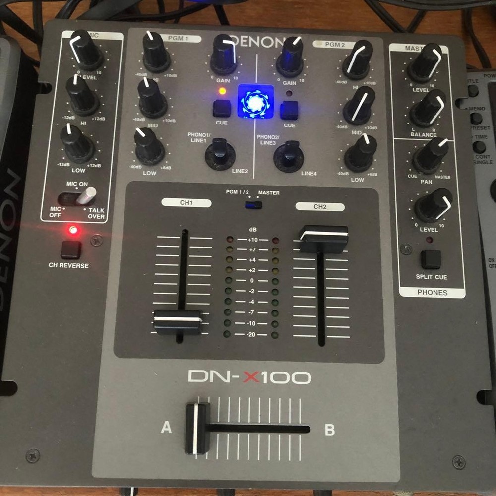 Junk DENON DN-S1000 DN-X100 Single CD Player DJ Mixer Unit Error